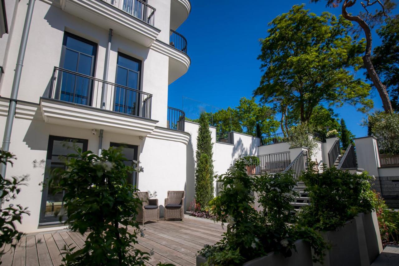 Strandhotel Fontana Timmendorfer Strand Exterior photo